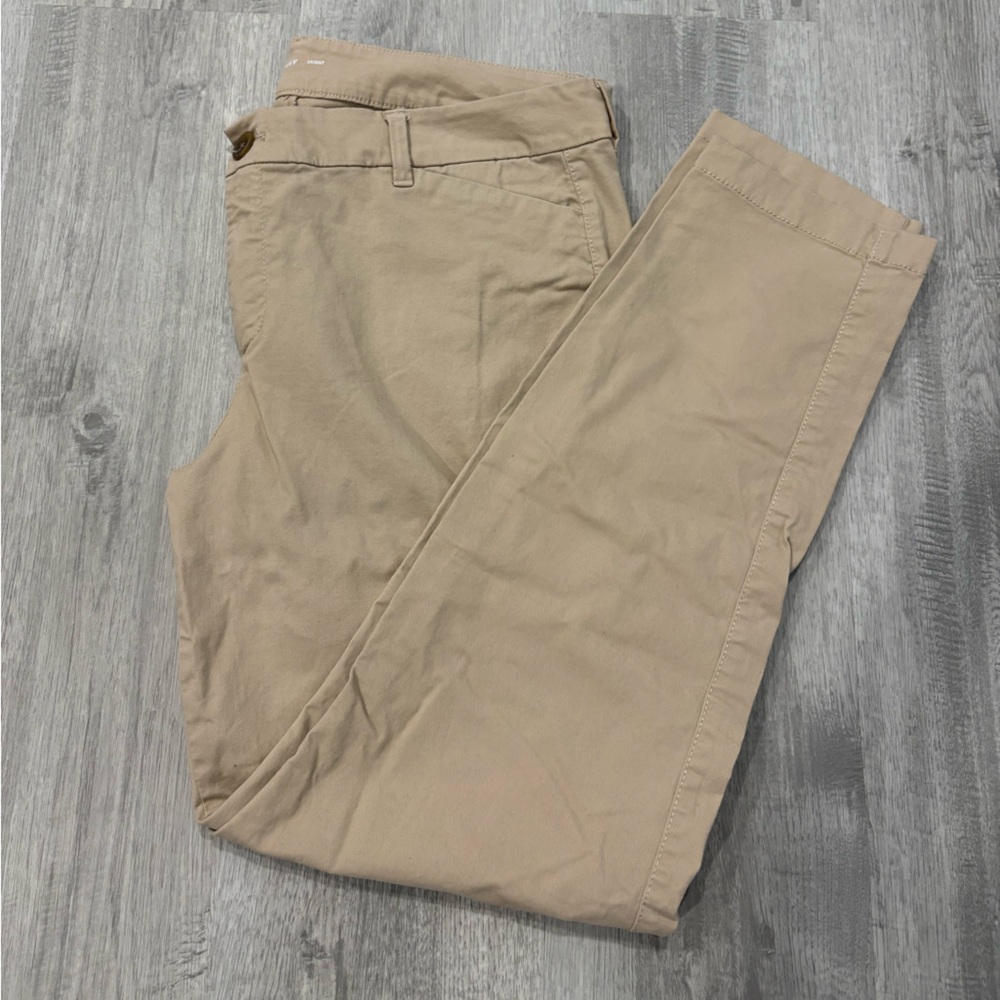 Old Navy Women’s Skinny Khakis